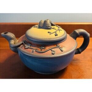 Vintage 16oz Yixing Zisha Clay Teapot with Lid. 7"x4.75".  Three Friends Theme